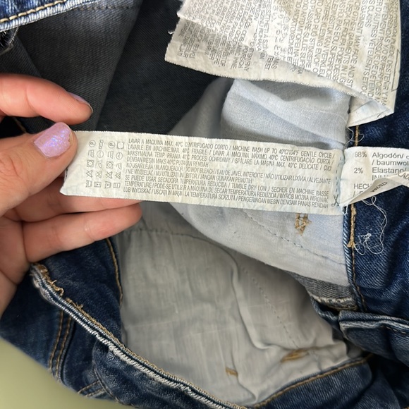 Zara Cuff Hem Denim Shorts - Picture 4 of 8